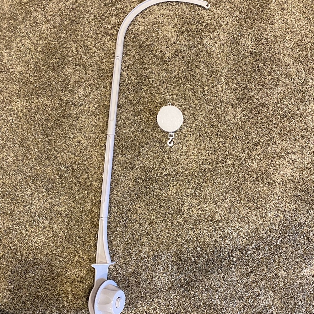 Mobile hanger with music box - Picture 2 of 8